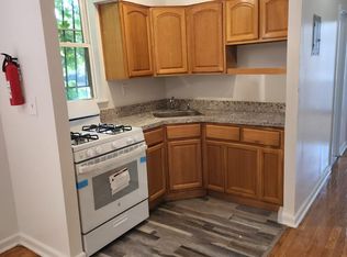 642 18th Ave APT 2L, Irvington, NJ 07111