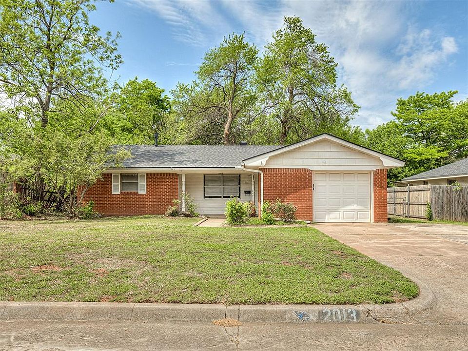 1st image of 2013 Hardy Dr