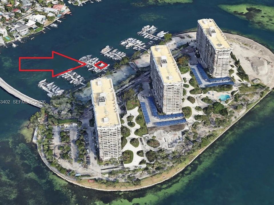 1st image of 4 Grove Isle Dr #C13