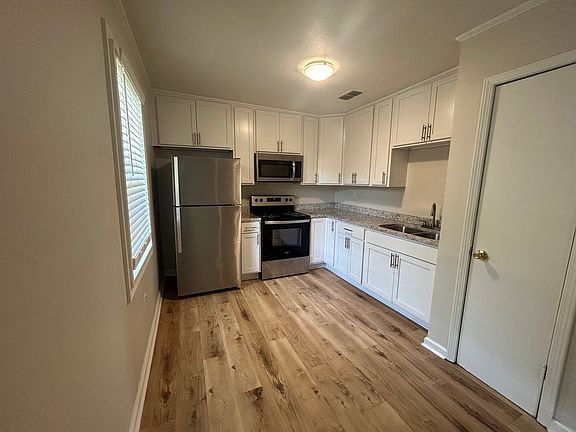 2nd image of 231 E Church St #231APT3