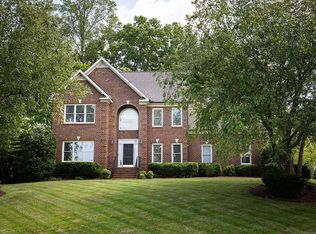 3004 Lodge Dr, Jamestown, NC 27282