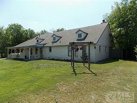 2nd image of 8901 Rowland Dr