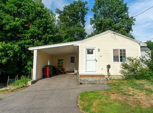 195 Humphrey St, Lowell, MA 01850