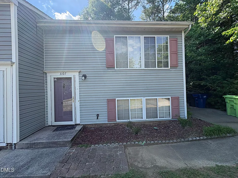 3107 Quinley Pl — Photo 1