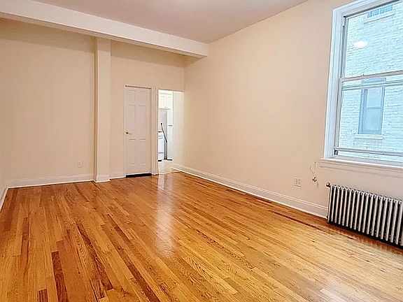 4th image of 350 W 85th St APT 31