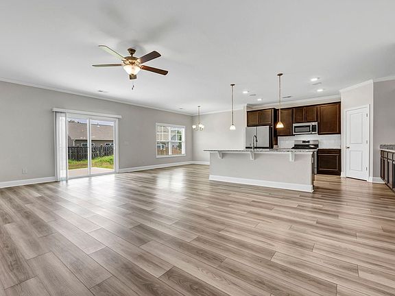 5th image of 430 Silver Anchor Dr