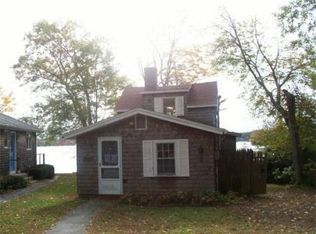 26 Lake Ave, Pembroke, MA 02359