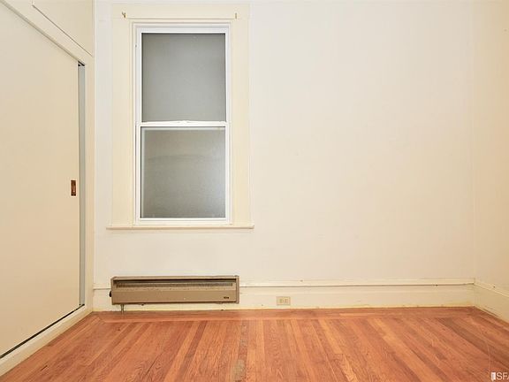 4th image of 1443 Pacific Ave