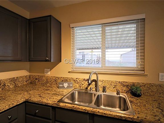 3rd image of 2367 Sierra Sunrise St
