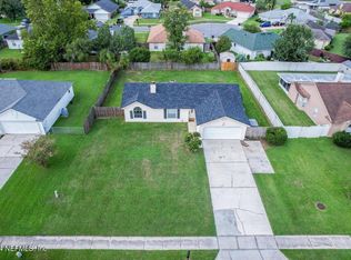 2007 Farm Way, Middleburg, FL 32068