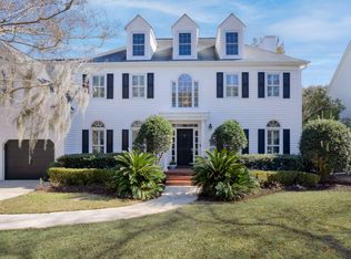677 Palisades Dr, Mount Pleasant, SC 29464