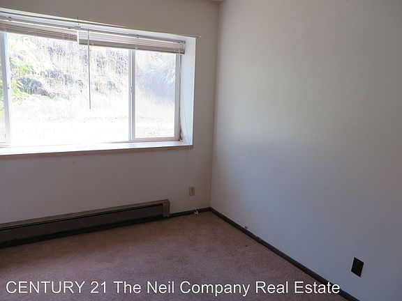 5th image of 1819 NE Commercial Ave APT 104