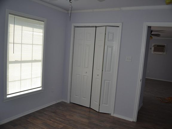 3rd image of 127 Bemis Dr