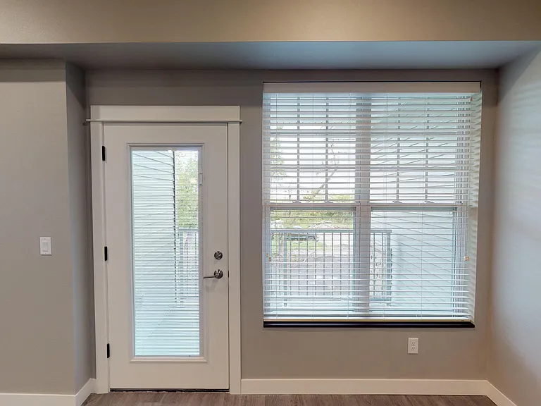 Maple Wood Townhomes — Photo 32