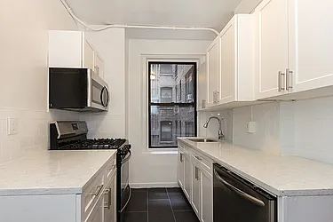 Rented by Rita S Citrin, LREB