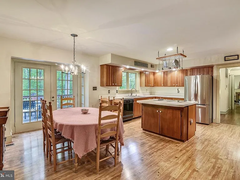 10810 Hunter Station Rd — Photo 4