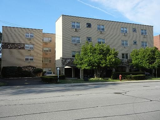 1st image of 5220 Oakton St APT 411