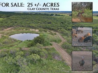 Gifford Rd, Bowie, TX 76230