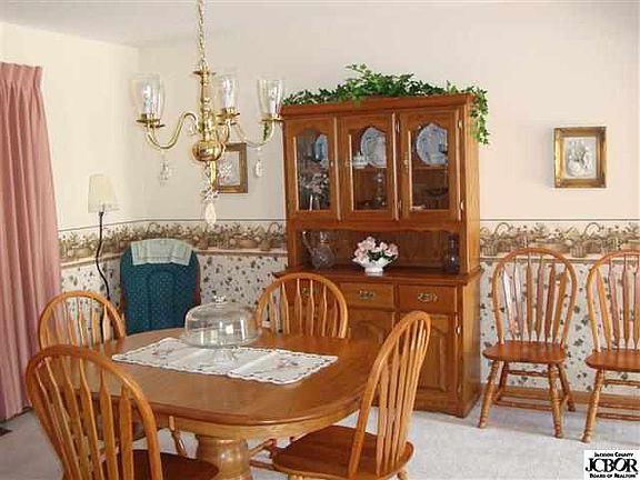 4th image of 958 Buena Vista Dr