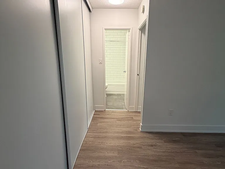 7 Albert St #403 — Photo 11