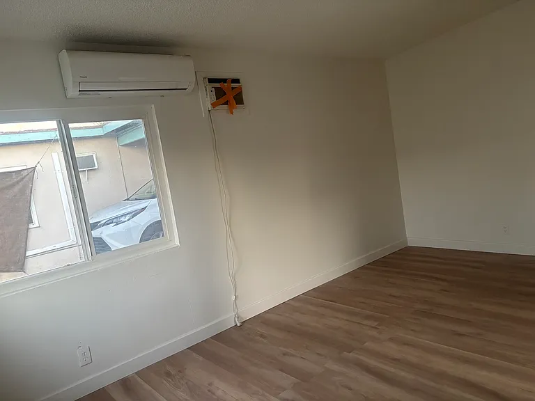 2652 Muscatel Ave — Photo 7