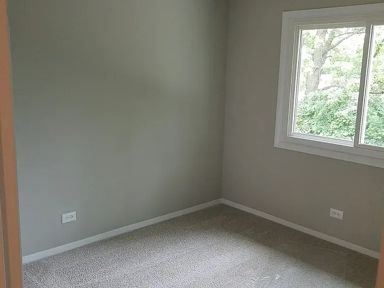 5730 Essex Ct — Photo 4