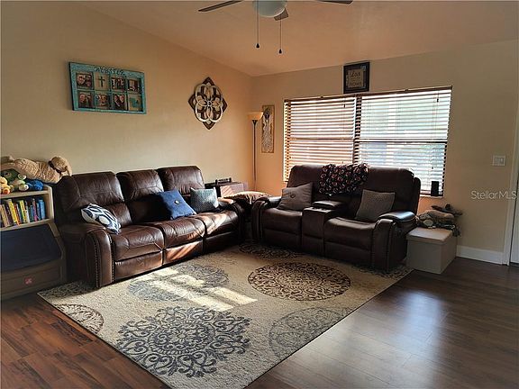 4th image of 11305 SE 75th Ct