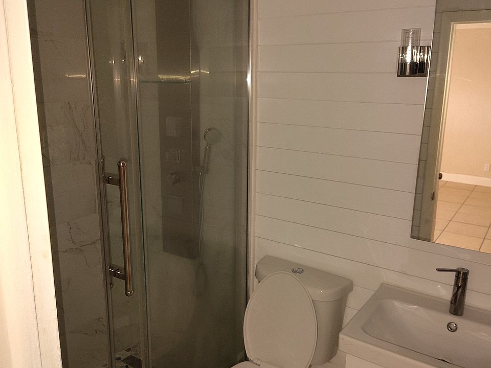 2nd image of 1401 Holly Heights Dr APT 2