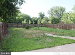 1290 105th Ave NW, Coon Rapids, MN 55433