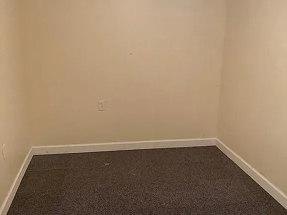 2 bed, $1,300 — Photo 3