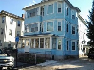 2 Ives St, Worcester, MA 01603