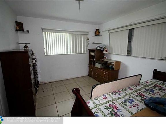 5th image of 2128 NE 62nd Ct