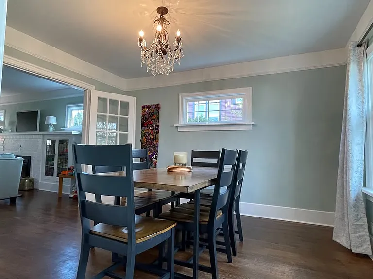 354 Moss St — Photo 6