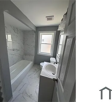 5047 W Jackson Blvd #C — Photo 12