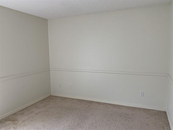3rd image of 5021 Chandelle Dr