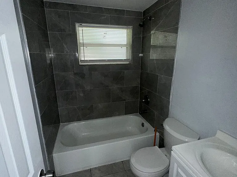 3805 Fairfax St — Photo 4