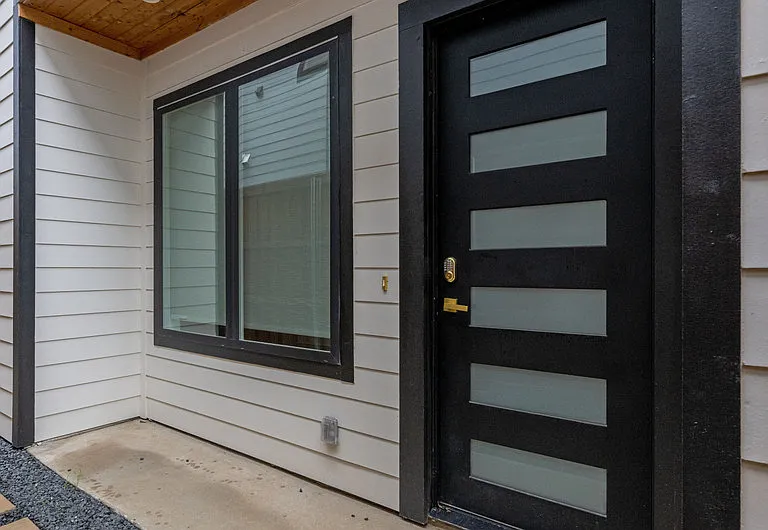 2429 Vagas St — Photo 31