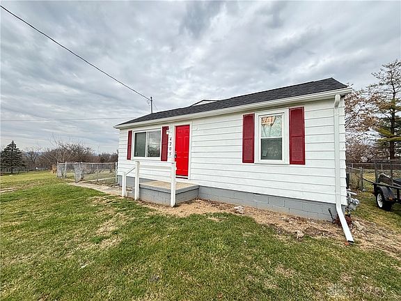 5th image of 4205 Riverview Ave
