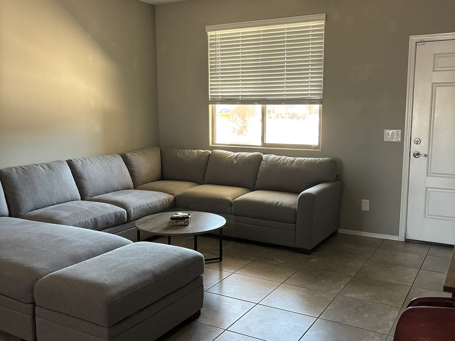 3 bed, 1460 sqft, $2,300 — Photo 2