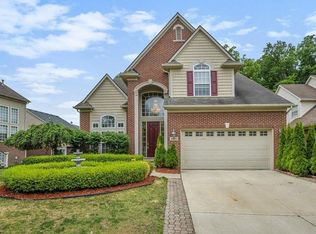 49609 S Glacier, Northville, MI 48168