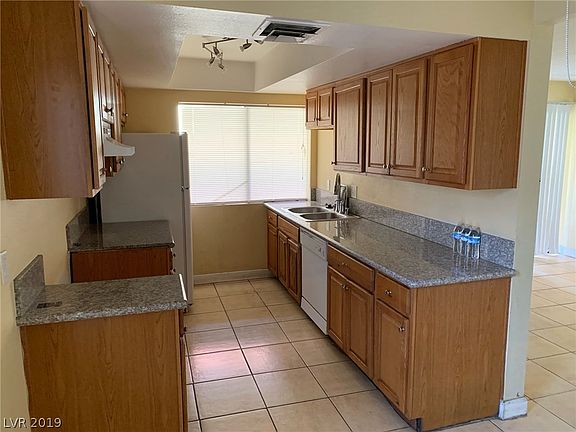 3rd image of 1405 Vegas Valley Dr #233
