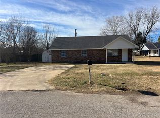 707 S 14th Ave, Durant, OK 74701