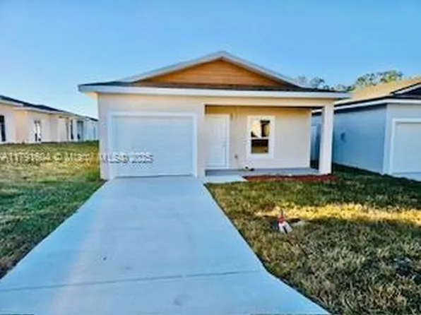 1429 Las Villas Blvd, Sebring, FL 33870