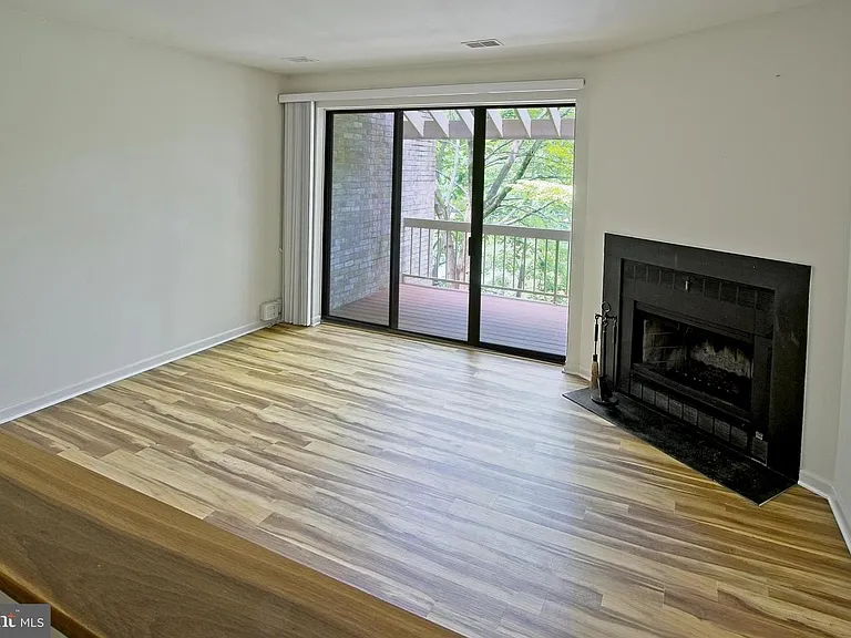 11108 Boathouse Ct #97 — Photo 3
