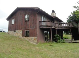 28261 Nuthatch Rd, Kendall, WI 54638