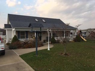 510 Roosevelt Cir, Perryopolis, PA 15473