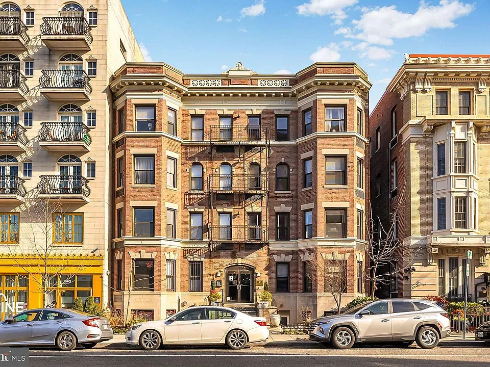1844 Columbia Rd NW #302