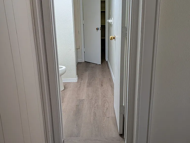 456 E 9th Ave #2 — Photo 6