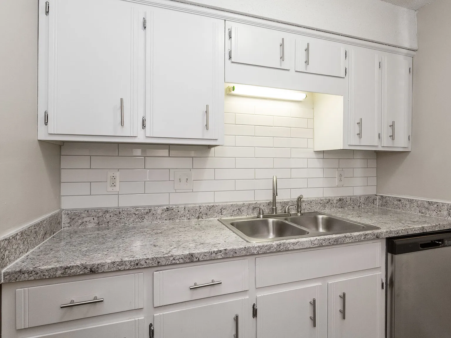 Northwoods Apartments — Photo 3