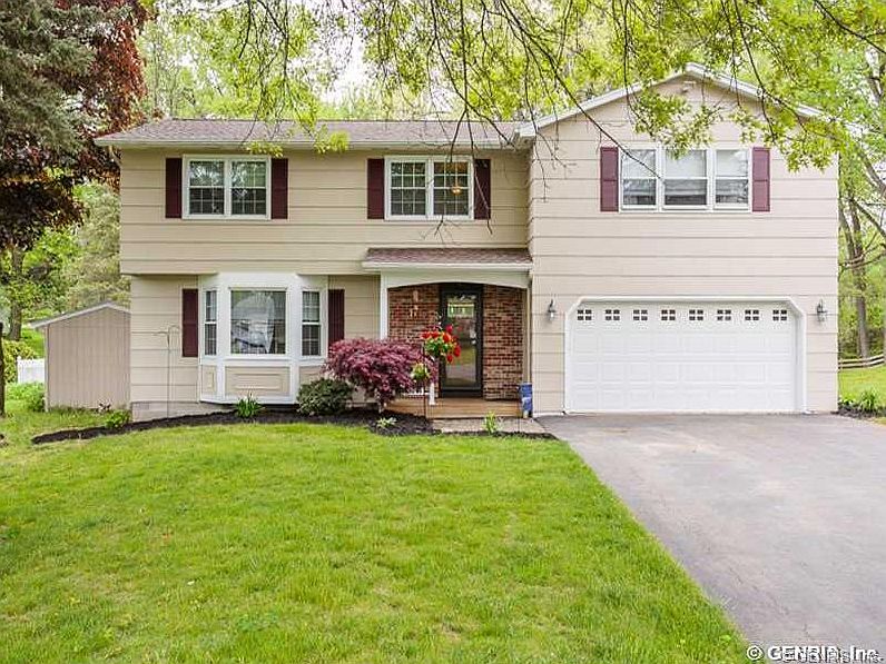 1st image of 17 Francis Dr